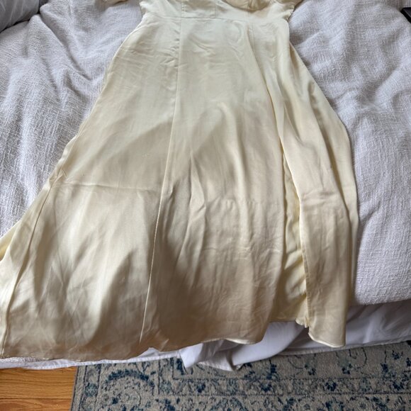 WeWoreWhat Puff Sleeve Midi Dress - Champagne - Picture 5 of 5